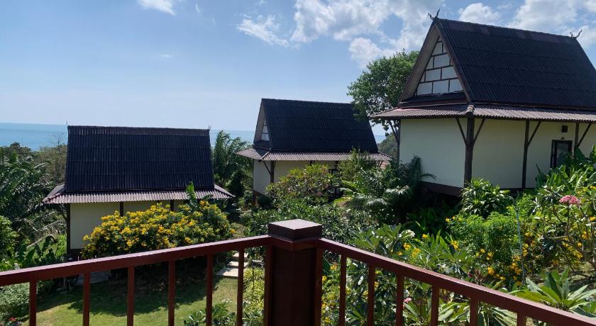Phuchawee Lanta Resort - image 18