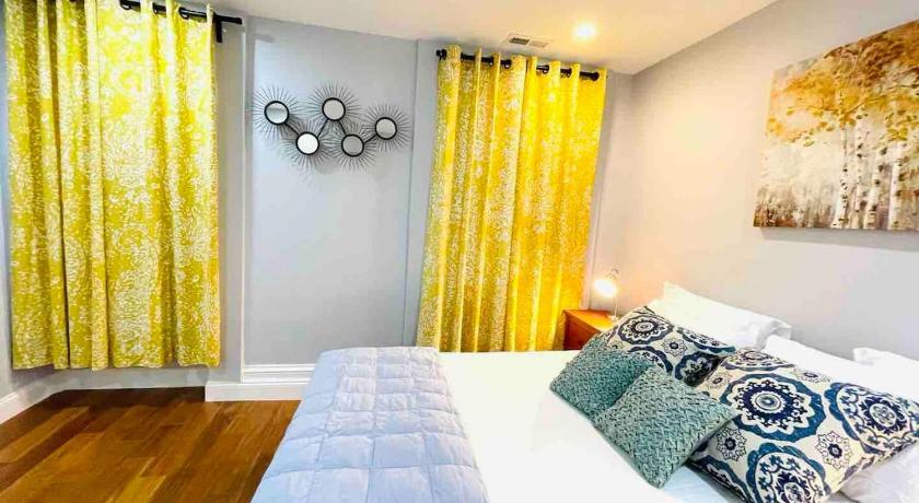 Philadelphia Downtown City Hall close by Kimmel Center 1BD 4-Star Accommodation room
