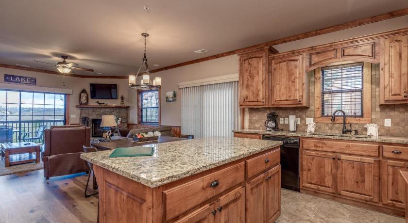 브랜슨 (MO) 2BR Village At Indian Point 1504 near SDC- Free Tickets Daily up to $500 4성급 숙소 로비