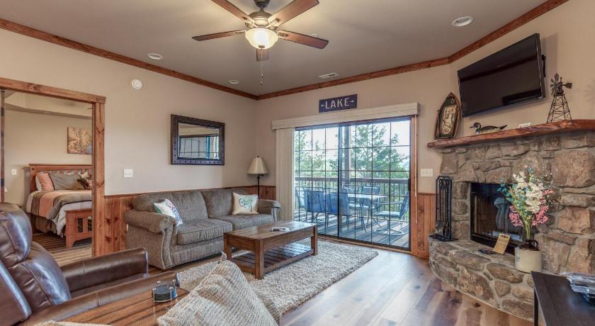 브랜슨 (MO) 2BR Village At Indian Point 1504 near SDC- Free Tickets Daily up to $500 4성급 숙소 스위트룸