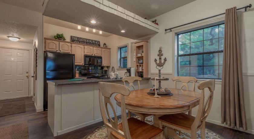 브랜슨 (MO) 2BR Village At Indian Point 705 near SDC-Free Tickets Daily up to $500 Value 4성급 숙소 객실