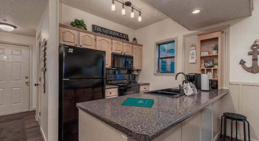 브랜슨 (MO) 2BR Village At Indian Point 705 near SDC-Free Tickets Daily up to $500 Value 4성급 숙소 레스토랑