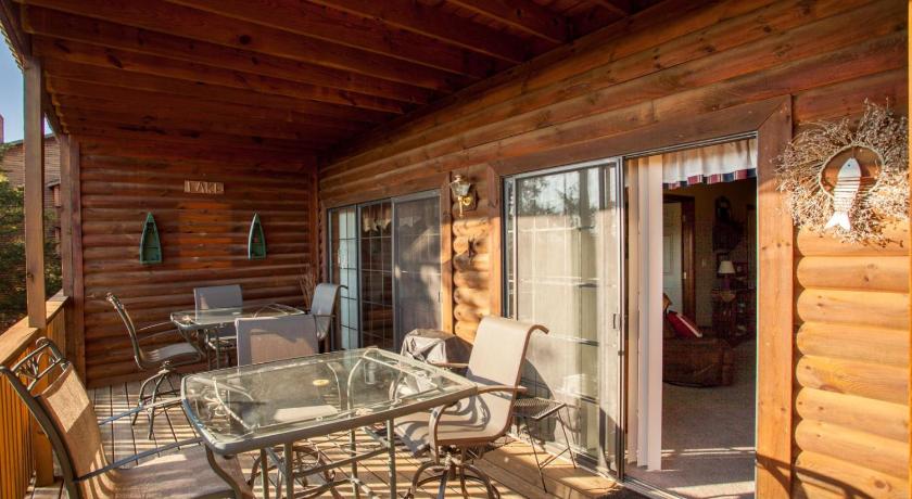Branson 2BR Village At Indian Point 905 near SDC-Free Tickets Daily up to $500 4-Star Accommodation pool