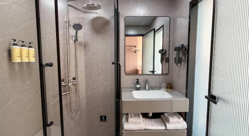 Image of Standard Twin Room 5