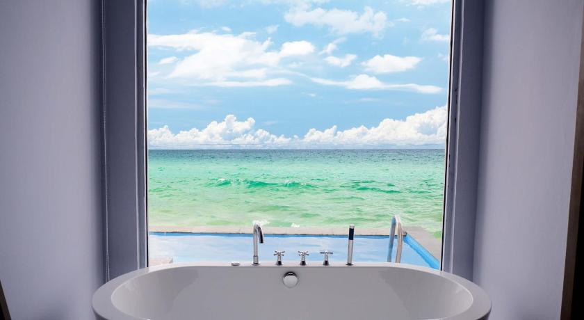 Image of Executive Suite Ocean View 5