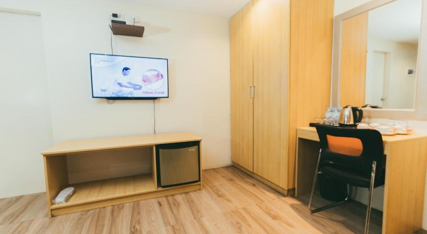 세부 더 NS 로얄 호텔 (The NS Royal Hotel) 2성급 호텔 수영장