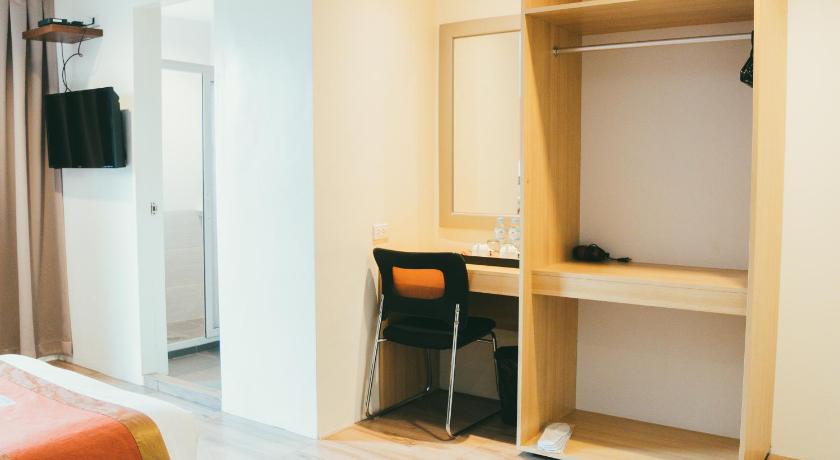 Image of Deluxe Room - Twin 9