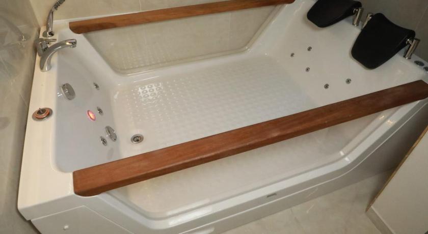 Rays Hotel - Bakirkoy Istanbul City Center - image 6