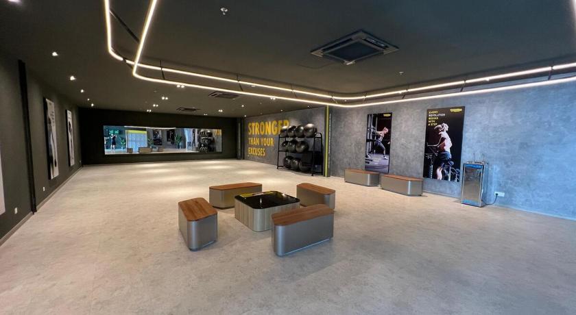 シャーアラム Sunsuria Forum 3BDR & Soho Setia Alam @ MOKA 4つ星 ゲストハウス プール