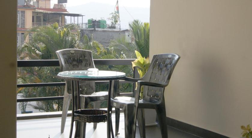 The Orchards - 果园 — Pokhara (4)