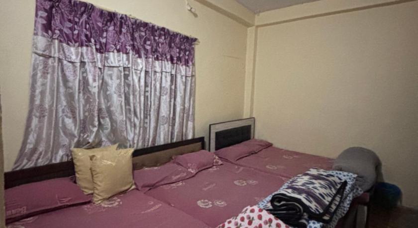 Monkey Garden Restaurant — Pokhara (6)