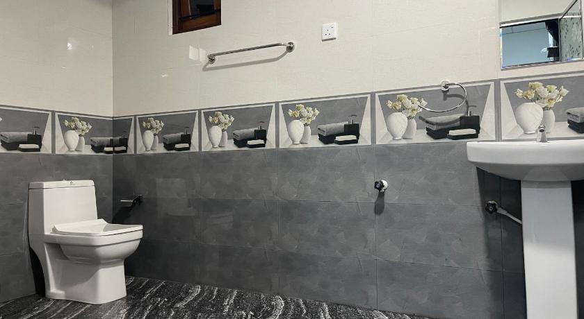 푸탈람 Kico Nest 2성급 게스트하우스 수영장