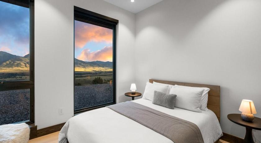 エミグラント Eagles Wings, Condé Nast Luxe Yellowstone Retreat (Eagles Wings, Conde Nast Luxe Yellowstone Retreat) 5つ星 宿泊施設 眺望