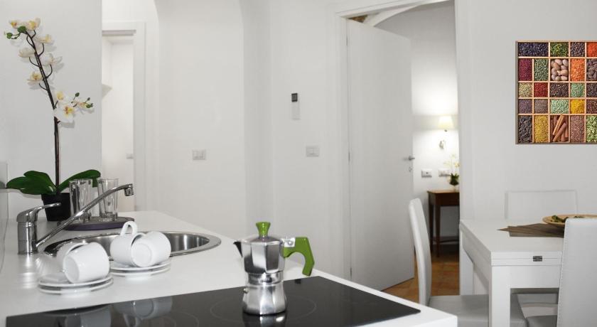 ローマ Roma Resort Colosseum 3つ星 ホテル ロビー