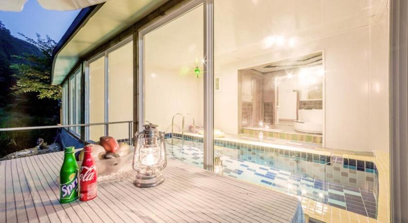 加平 Gapyeong Aqua Valley Poolvilla 1つ星 ホテル 外観