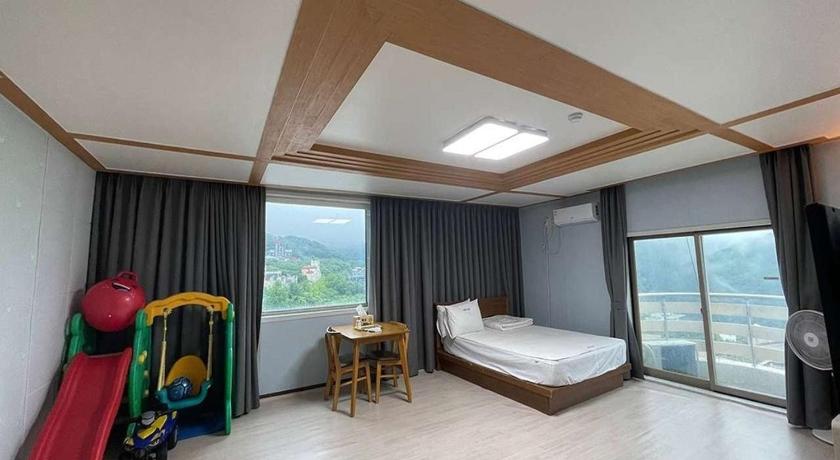 蔚山 Ulsan Yeongnam Alps Sandia Oncheon 3星级 民宿 套房