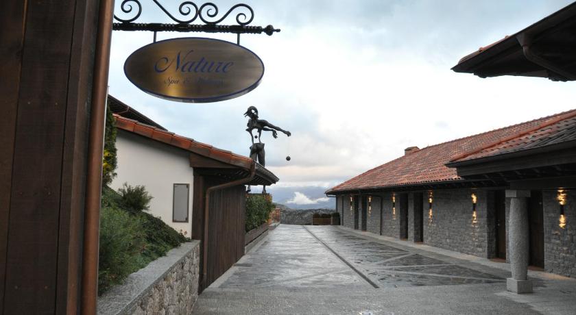 Puebloastur Eco Resort Wellness