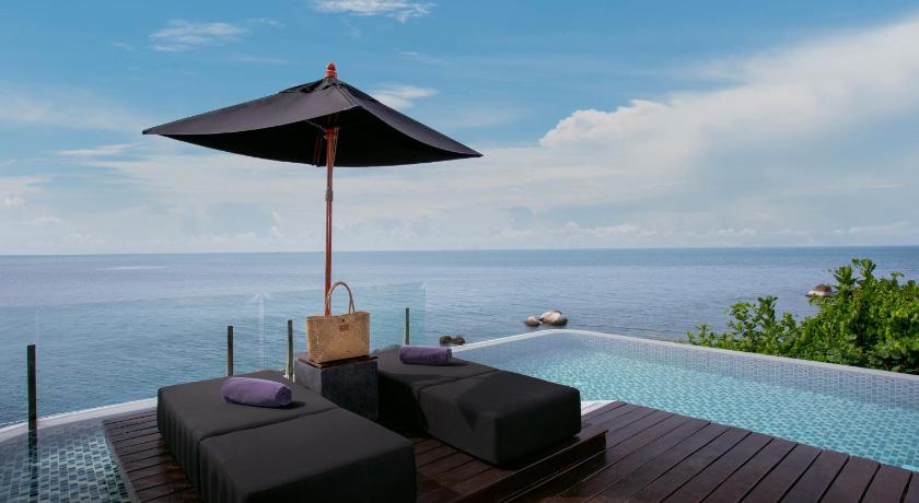 Image of 2-Bedroom Oceanfront Duplex Pool Villa 5