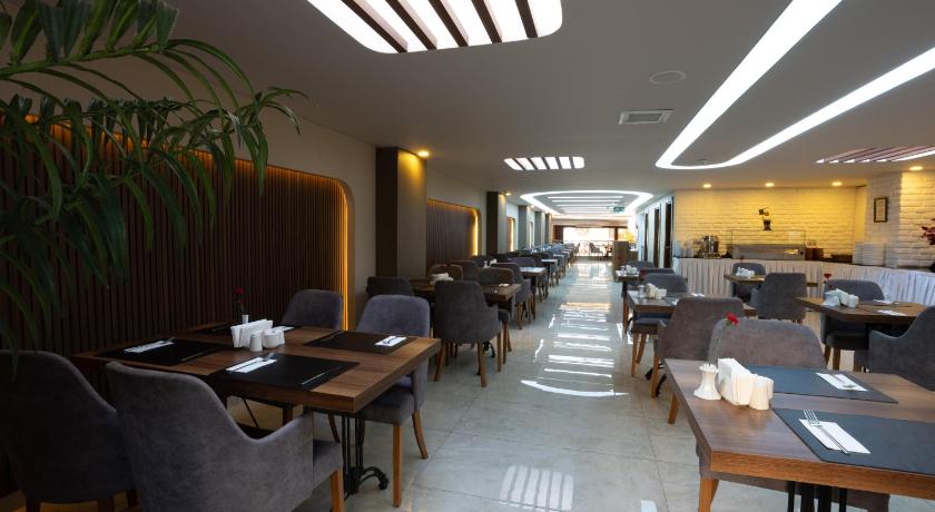 Gurtas Hotel - image 5