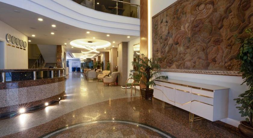 Gurtas Hotel - image 4