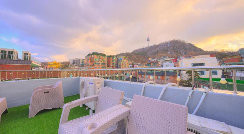 首尔 CAVE MYEONGDONG 2星级 酒店 泳池