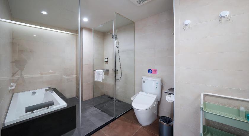 Image of Deluxe Quadruple Room 2