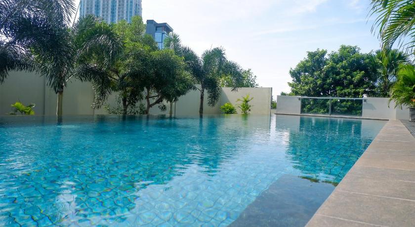 Apartment 3BR at Sumatra36 Surabaya By Travelio - image 7