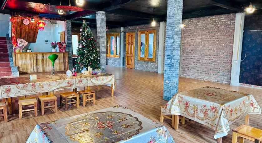Homestay Nui Da Ta Phin - image 6