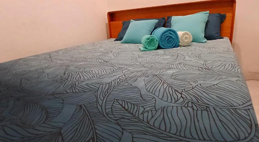Foto Kamar Double dengan Kamar Mandi Pribadi (Double Room with Private Bathroom) 6