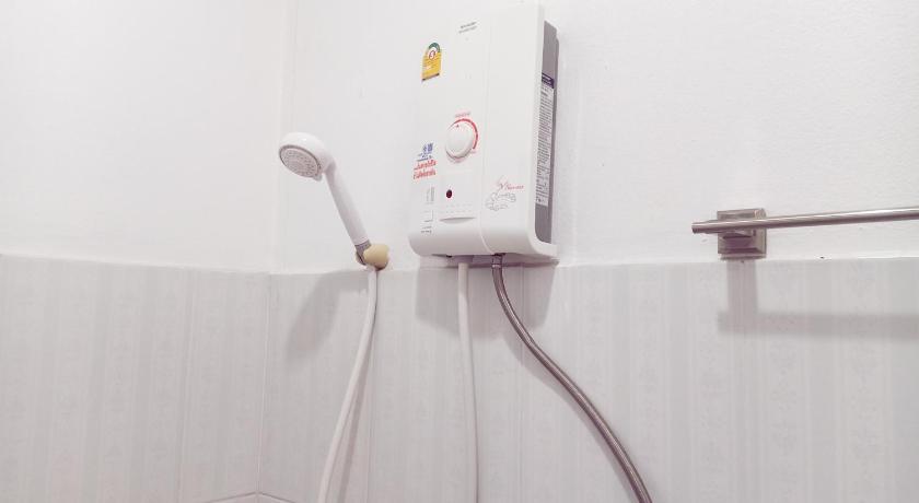 Image of Standard Twin Room 14