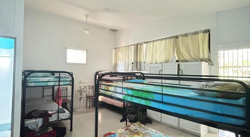 Image of 8-Bed Mixed Dormitory Room 0