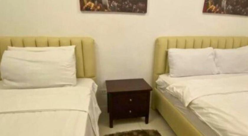 Kuva huoneesta Deluxe - Kahden hengen huone - Double - Sis. 2 parivuodetta (Deluxe Double Room with Two Double Beds) 5