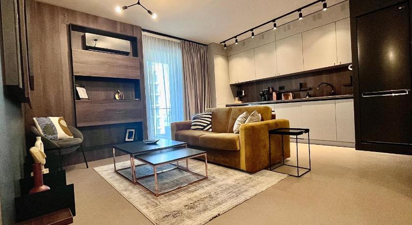 FLH Art Elegance - Large Balcony, Free Parking, Ateneo Residence
