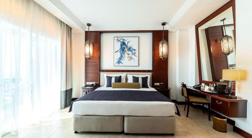 Image of Junior Suite Sea View 6