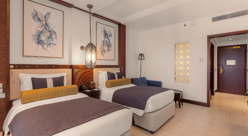 Image of Signature Deluxe Sea View 9