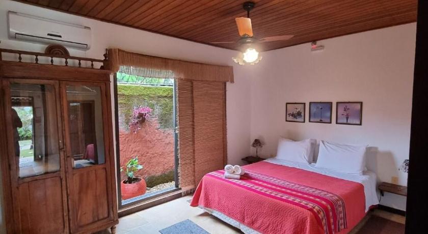 Image of Standard Quadruple Room 4