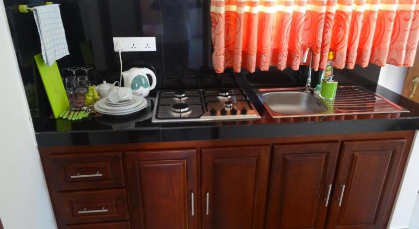 Hotel Corona Hikkaduwa – Hikkaduwa, CO