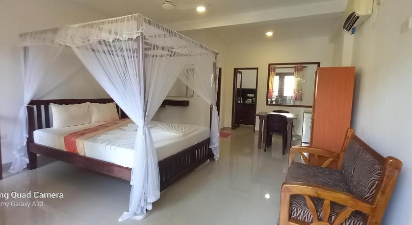 Hotel Corona Hikkaduwa - image 17