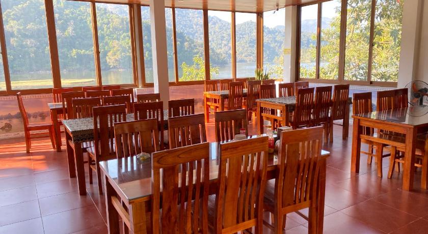 バベ Ba Be Chill House - Lake view ホテル レストラン