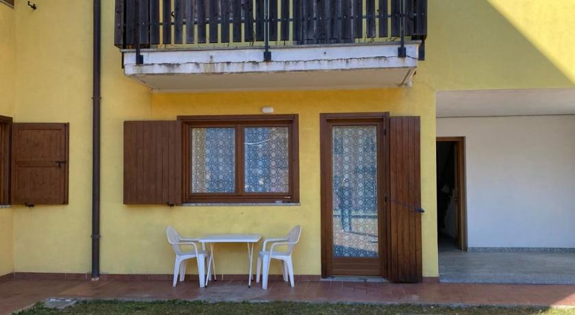 yellow house