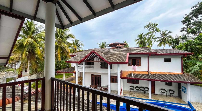 Galle Camellia - image 3