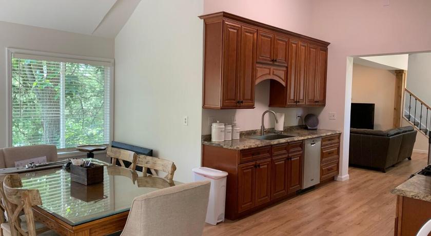 モンティチェロ Lazy Lake Life Awaits! 4つ星 シングルルーム ロビー