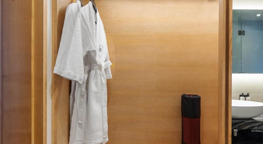 รูปของเอ็กเซกคิวทีฟ คิง สวีท ชั้นคลับ (Club Floor - Executive King Suite) 8