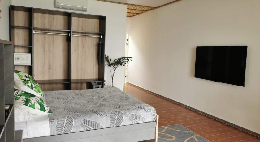 รูปของดีลักซ์ เตียงใหญ่ วิวทะเล (Deluxe Double Room with Sea View) 0