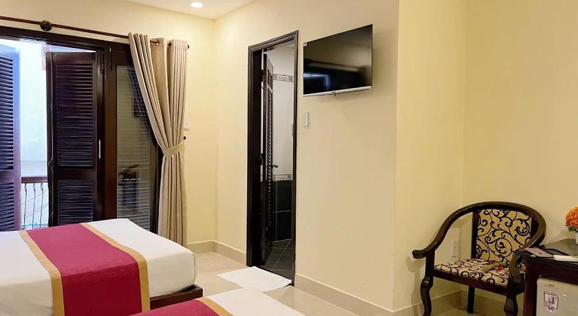 Image of Deluxe Family Room 10