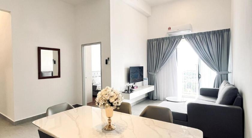 Sunsuria Forum Residential Suite - image 4