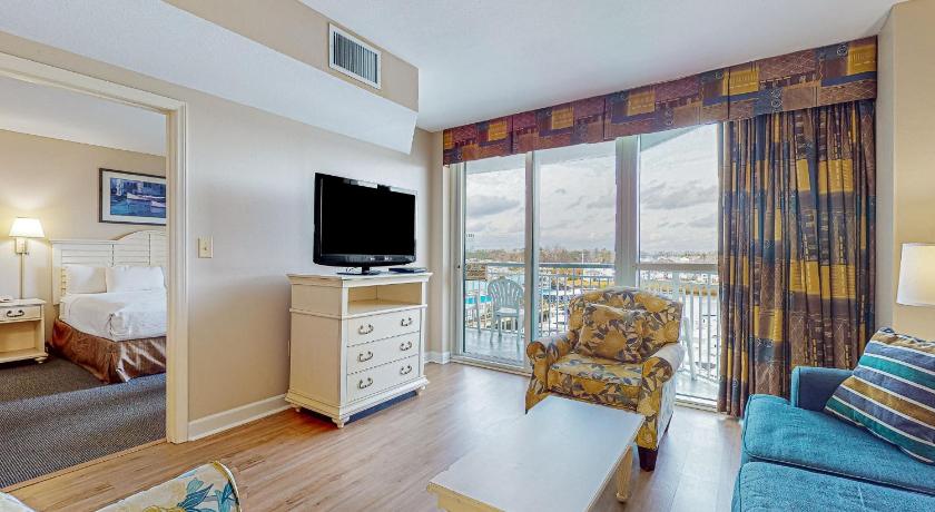 Image of Three-Bedroom House 0