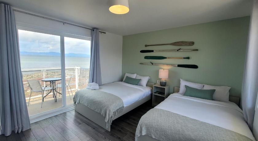 La Plage Motel