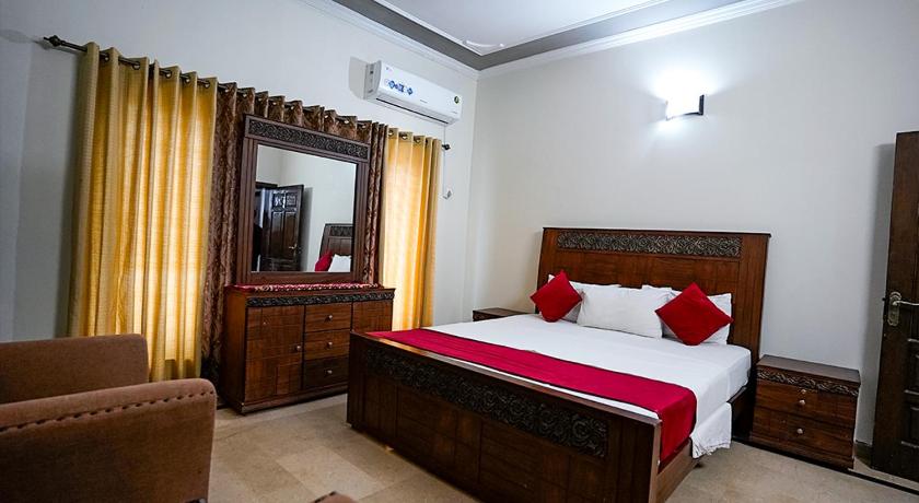 Capri Inn Guest House - main image