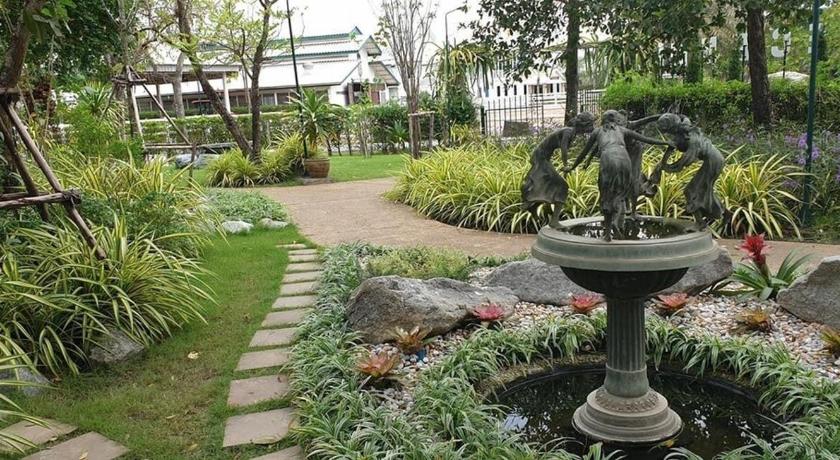 Chachoengsao December To Remember House 3-Star Hotel suite